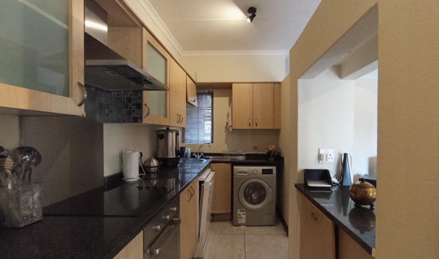 2 Bedroom Property for Sale in Beverley Gauteng