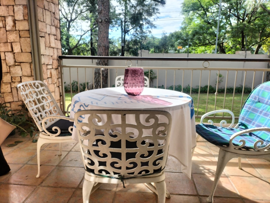 2 Bedroom Property for Sale in Beverley Gauteng