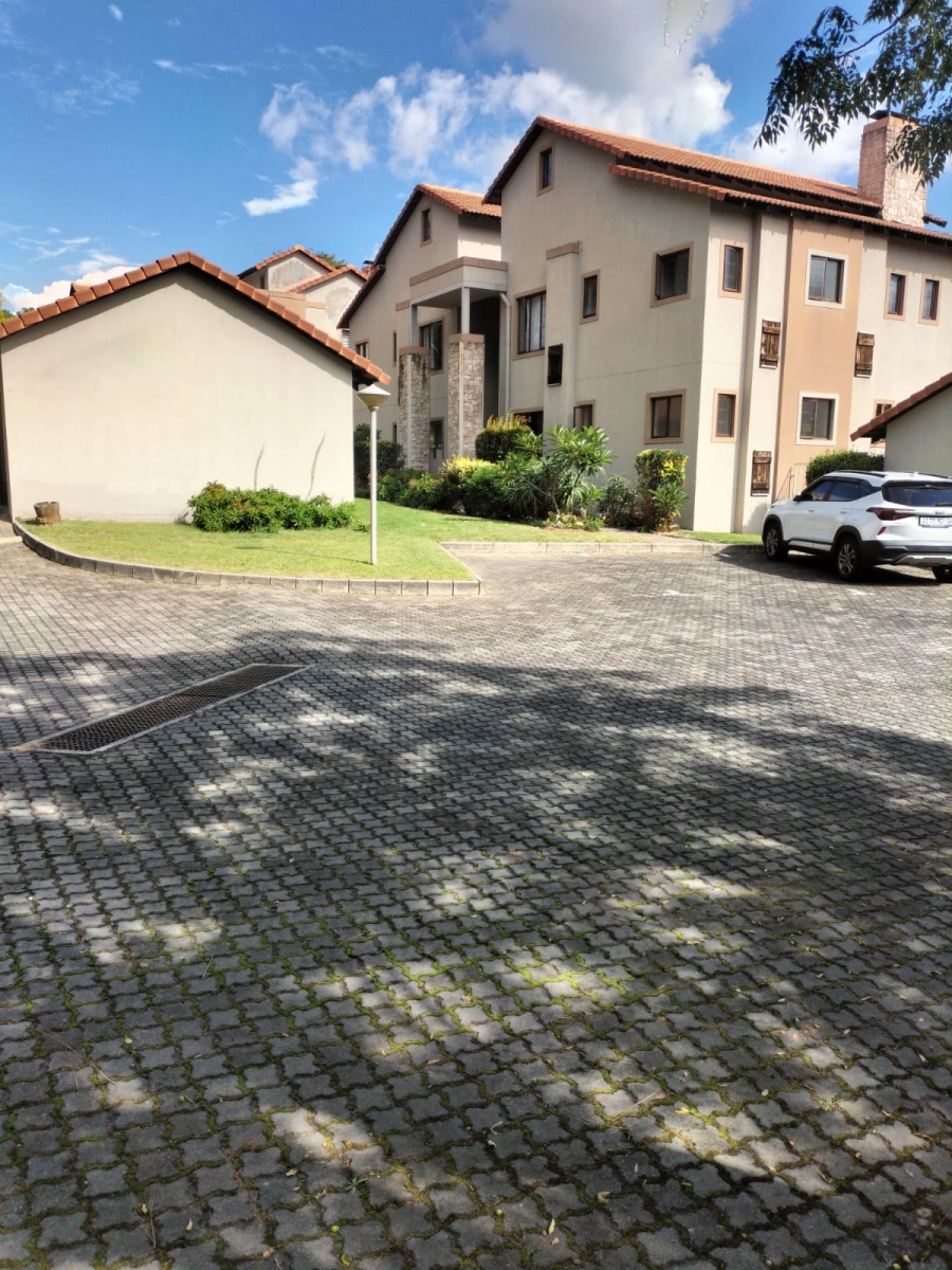 2 Bedroom Property for Sale in Beverley Gauteng
