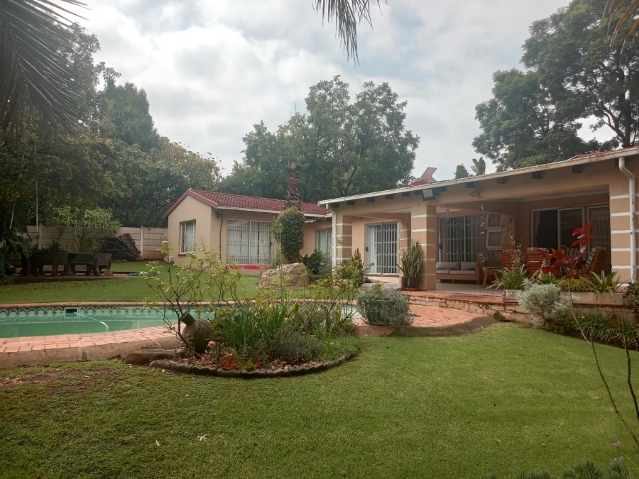 4 Bedroom Property for Sale in Ferndale Gauteng