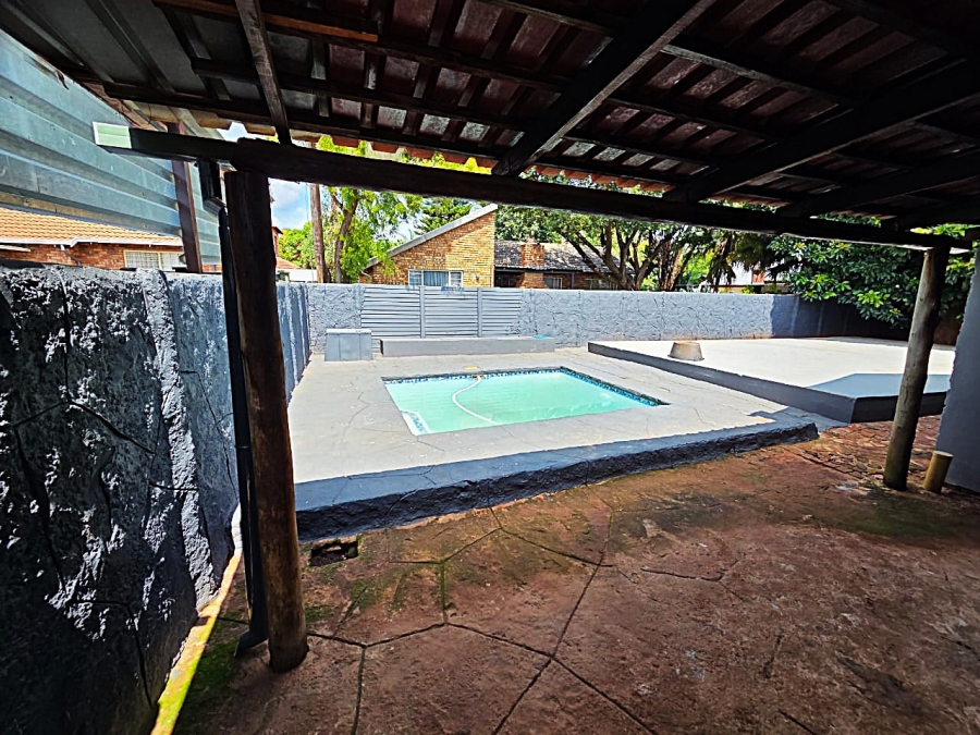 3 Bedroom Property for Sale in Doornpoort Gauteng