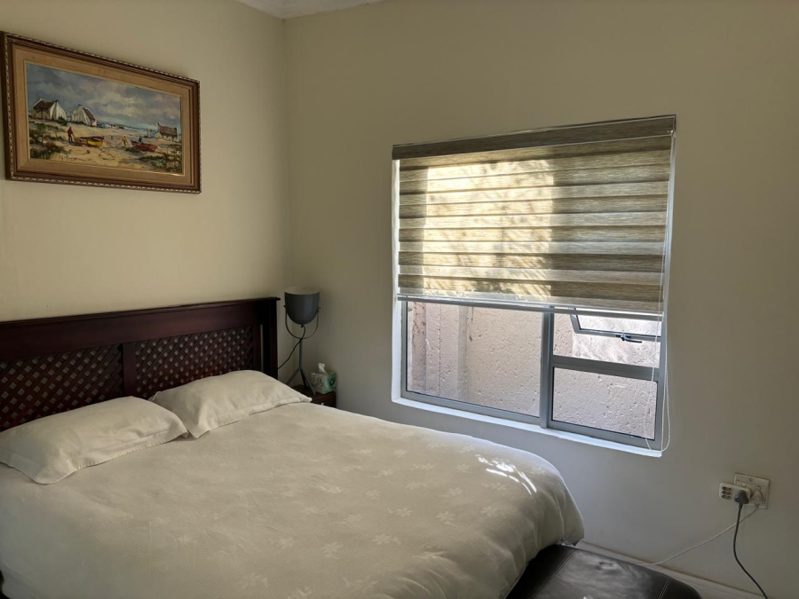 To Let 2 Bedroom Property for Rent in Silver Lakes Golf Estate Gauteng