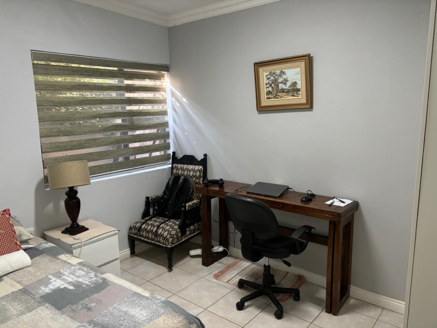 To Let 2 Bedroom Property for Rent in Silver Lakes Golf Estate Gauteng