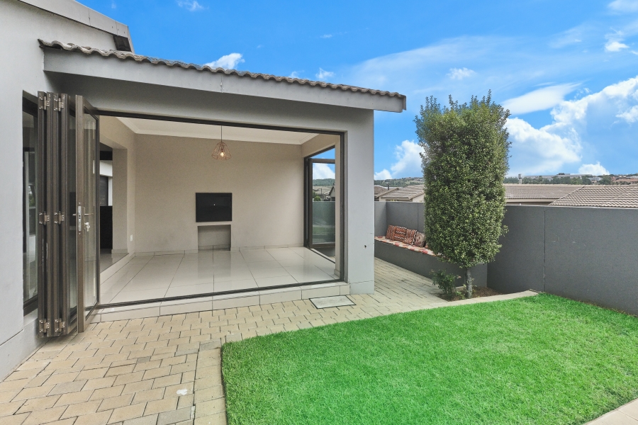 3 Bedroom Property for Sale in Barbeque Downs Gauteng