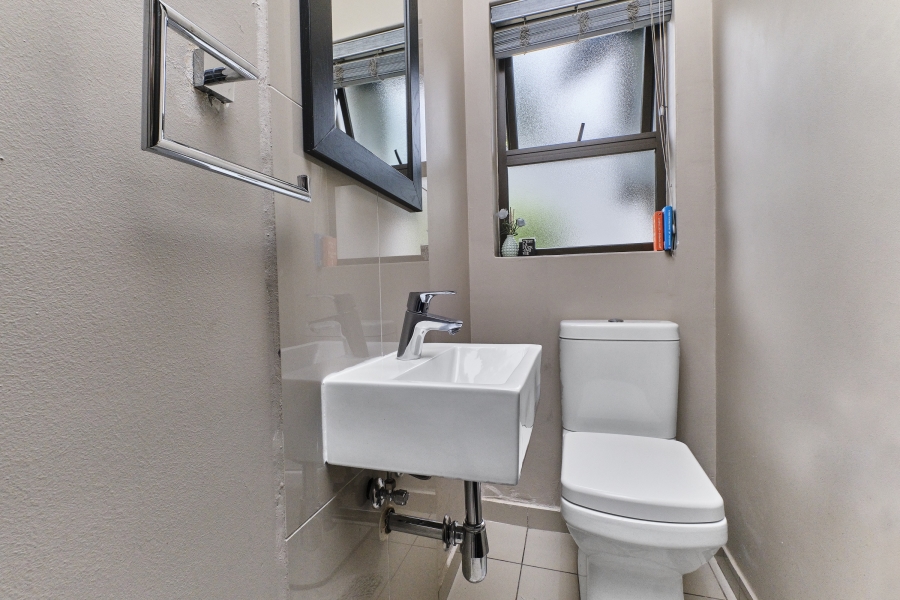 3 Bedroom Property for Sale in Barbeque Downs Gauteng