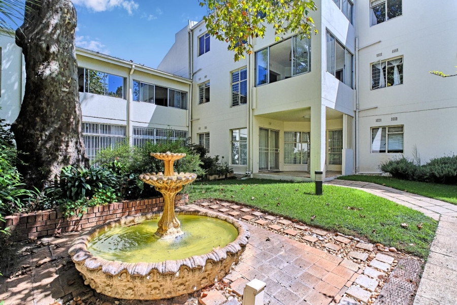 1 Bedroom Property for Sale in Illovo Gauteng