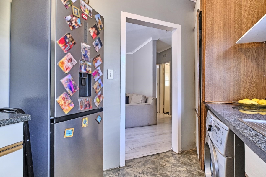 1 Bedroom Property for Sale in Illovo Gauteng