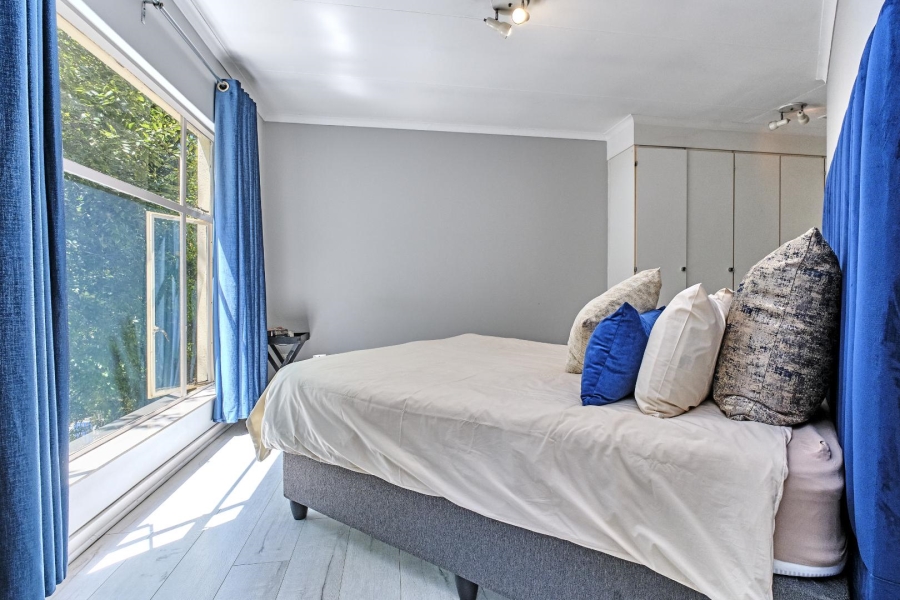 1 Bedroom Property for Sale in Illovo Gauteng