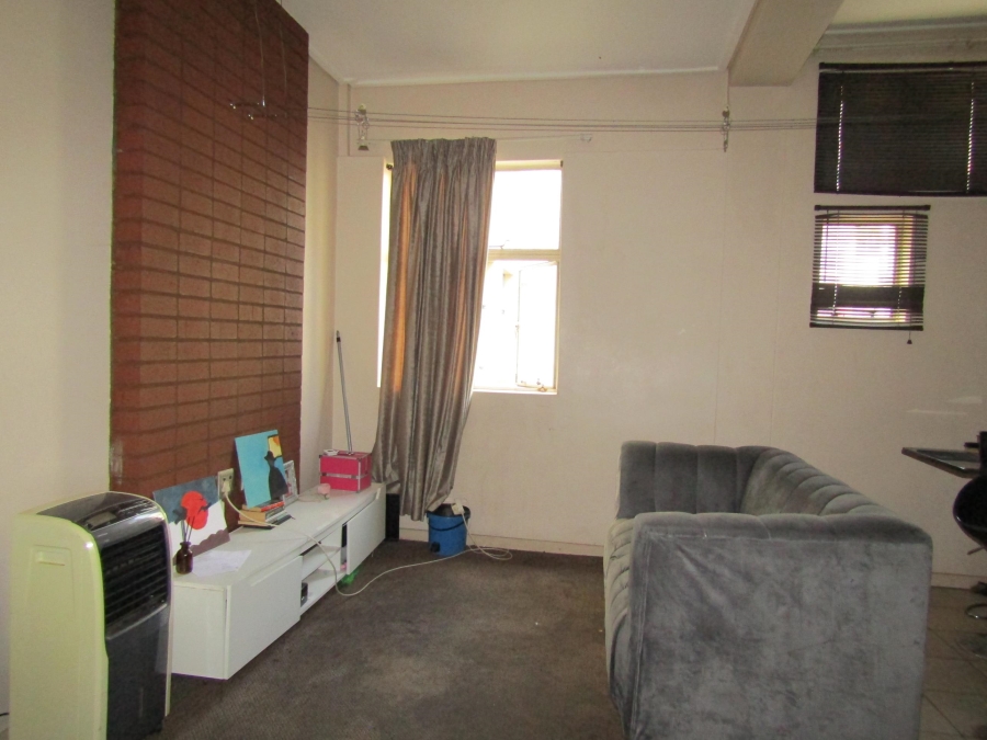 1 Bedroom Property for Sale in Marshalltown Gauteng