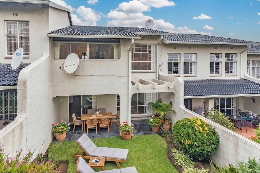 3 Bedroom Property for Sale in Bryanston Gauteng