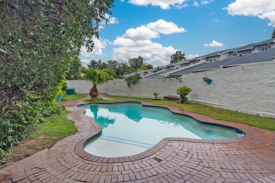 3 Bedroom Property for Sale in Bryanston Gauteng