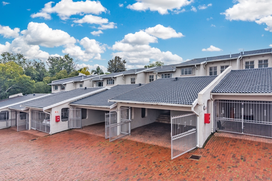 3 Bedroom Property for Sale in Bryanston Gauteng