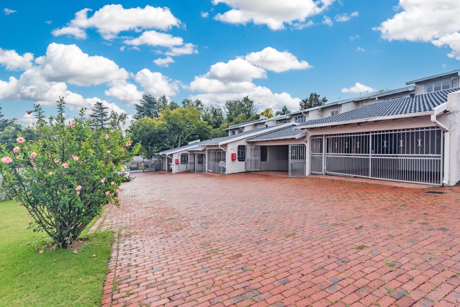 3 Bedroom Property for Sale in Bryanston Gauteng