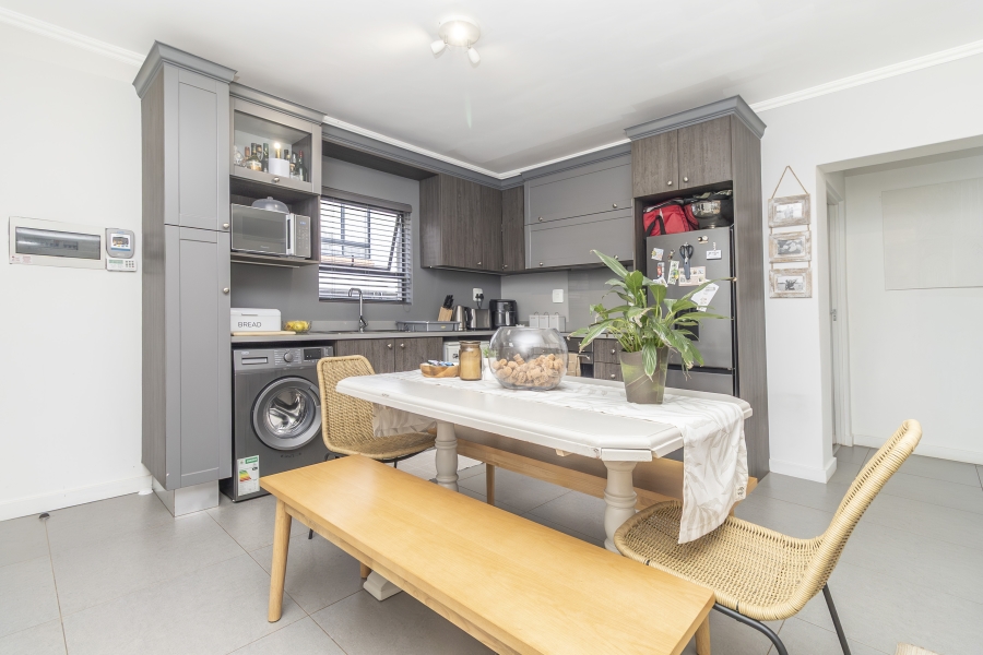 2 Bedroom Property for Sale in Bryanston Gauteng