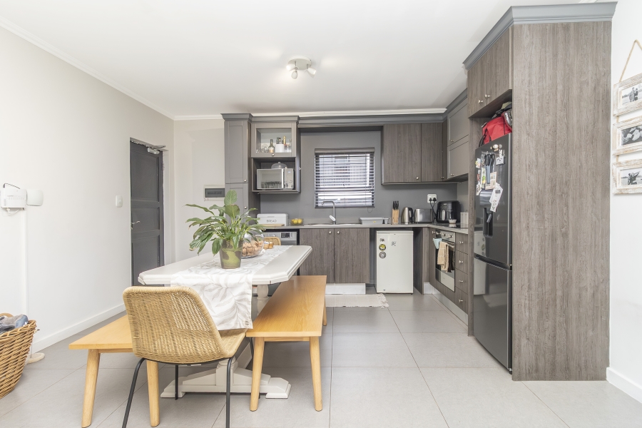 2 Bedroom Property for Sale in Bryanston Gauteng