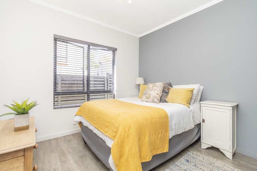 2 Bedroom Property for Sale in Bryanston Gauteng