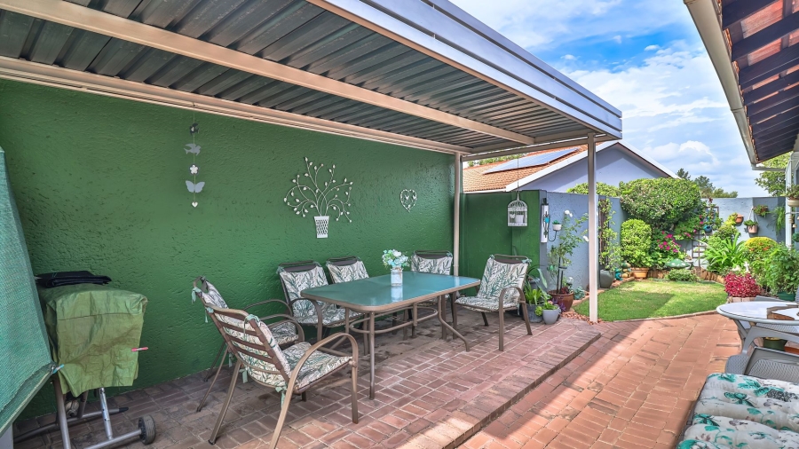 2 Bedroom Property for Sale in Raceview Gauteng