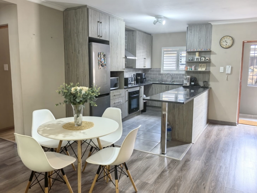 3 Bedroom Property for Sale in Edenburg Gauteng