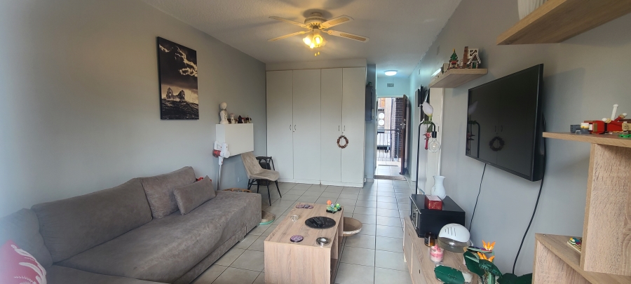 1 Bedroom Property for Sale in Edenvale Central Gauteng