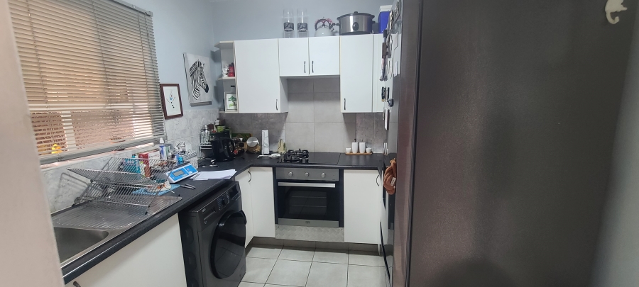 1 Bedroom Property for Sale in Edenvale Central Gauteng