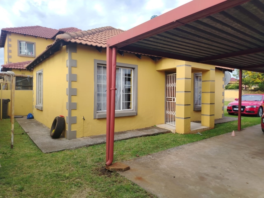 2 Bedroom Property for Sale in Roodekop Gauteng