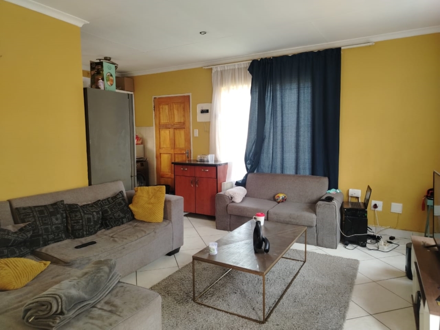 2 Bedroom Property for Sale in Roodekop Gauteng