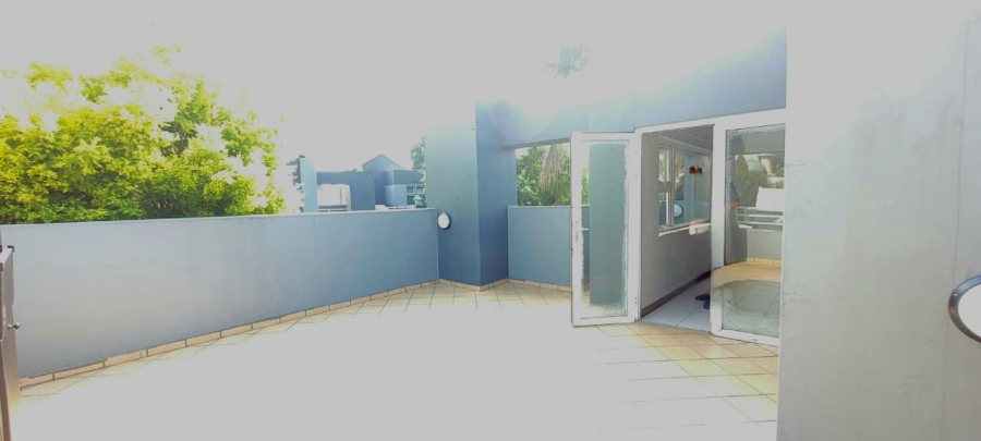 2 Bedroom Property for Sale in Lakefield Gauteng