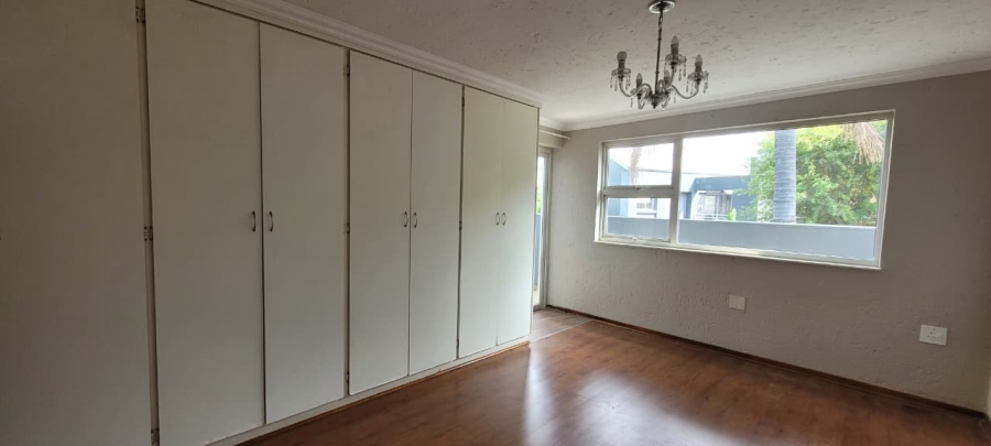 2 Bedroom Property for Sale in Lakefield Gauteng