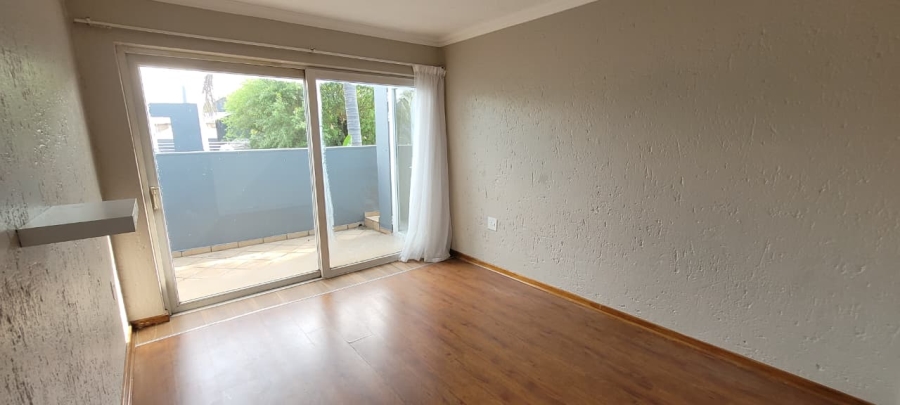 2 Bedroom Property for Sale in Lakefield Gauteng