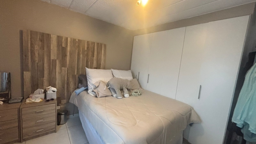 2 Bedroom Property for Sale in Ravenswood Gauteng