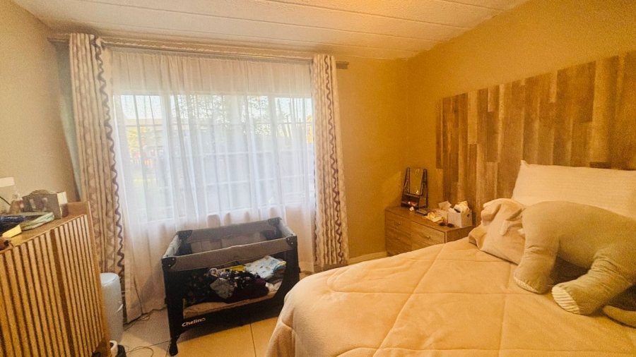 2 Bedroom Property for Sale in Ravenswood Gauteng