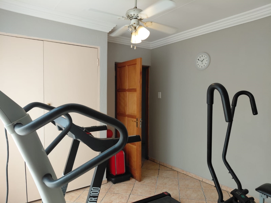 3 Bedroom Property for Sale in Sunward Park Gauteng