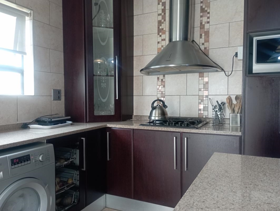 3 Bedroom Property for Sale in Mulbarton Gauteng