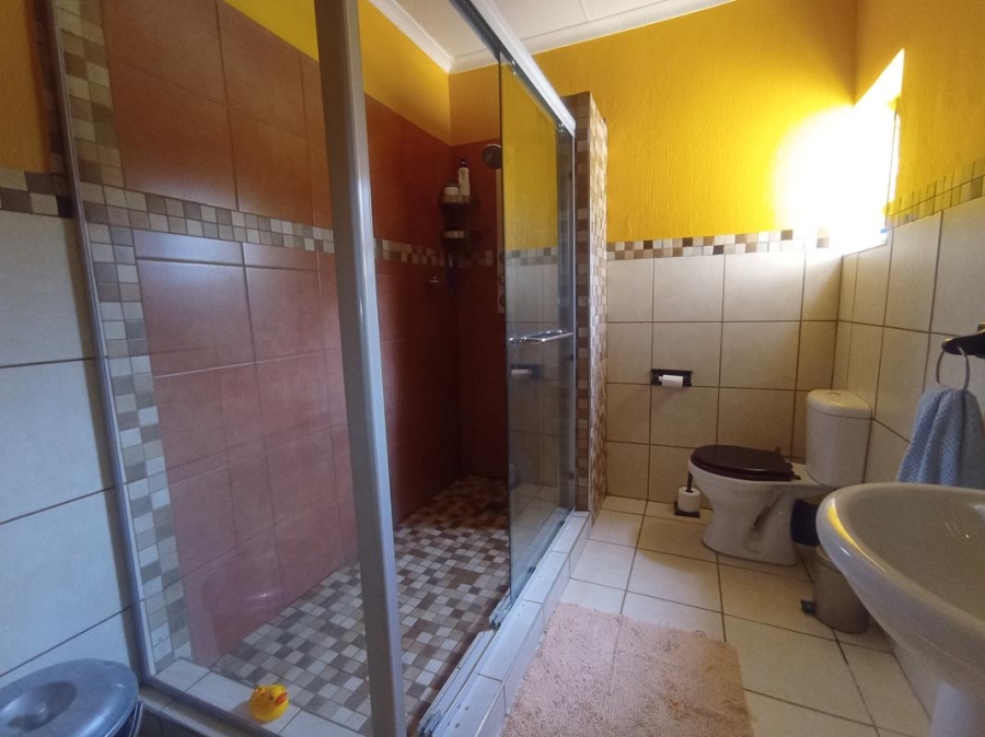 3 Bedroom Property for Sale in Mulbarton Gauteng