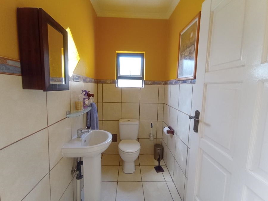 3 Bedroom Property for Sale in Mulbarton Gauteng