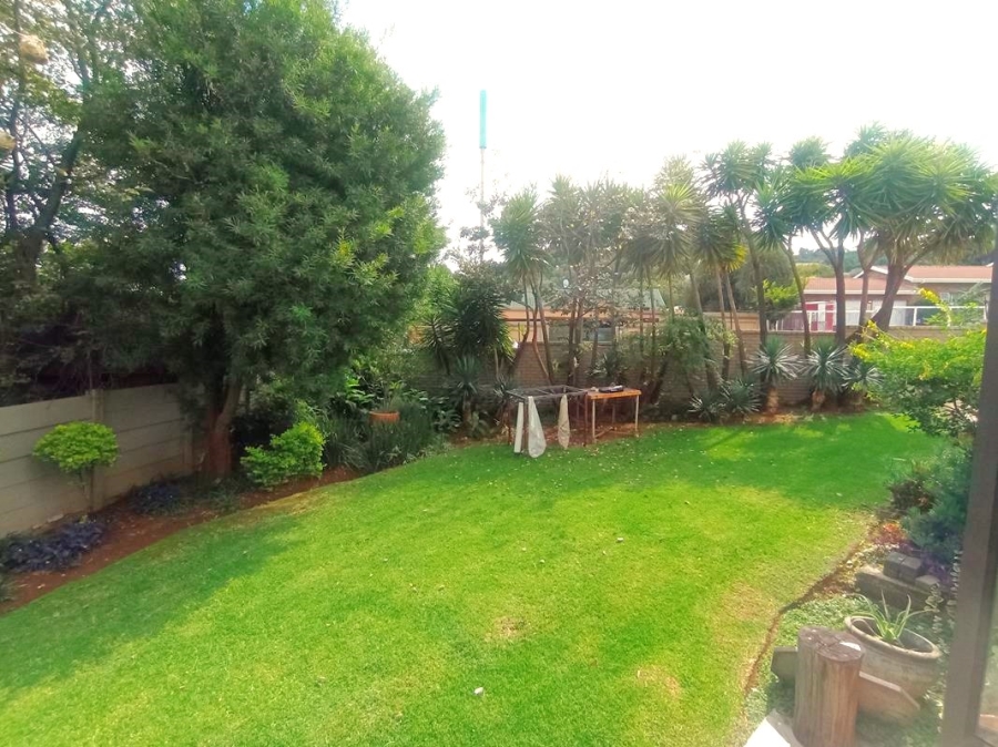 3 Bedroom Property for Sale in Mulbarton Gauteng