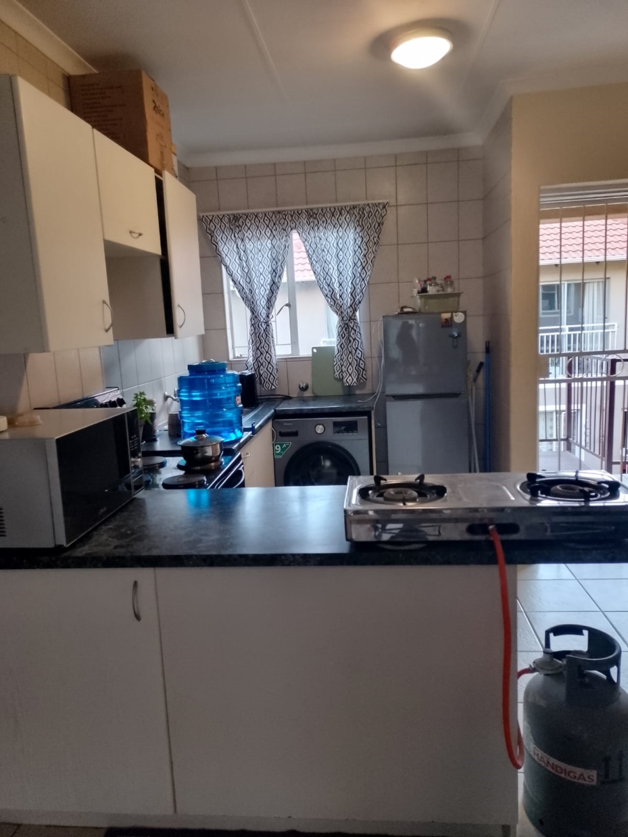 2 Bedroom Property for Sale in Comet Gauteng