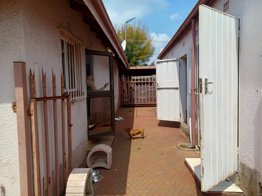3 Bedroom Property for Sale in Klopperpark Gauteng