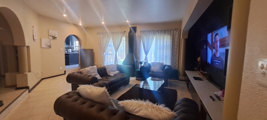 5 Bedroom Property for Sale in Sunward Park Gauteng