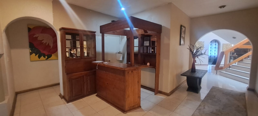 5 Bedroom Property for Sale in Sunward Park Gauteng