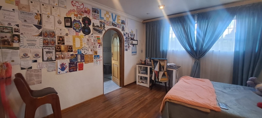 5 Bedroom Property for Sale in Sunward Park Gauteng