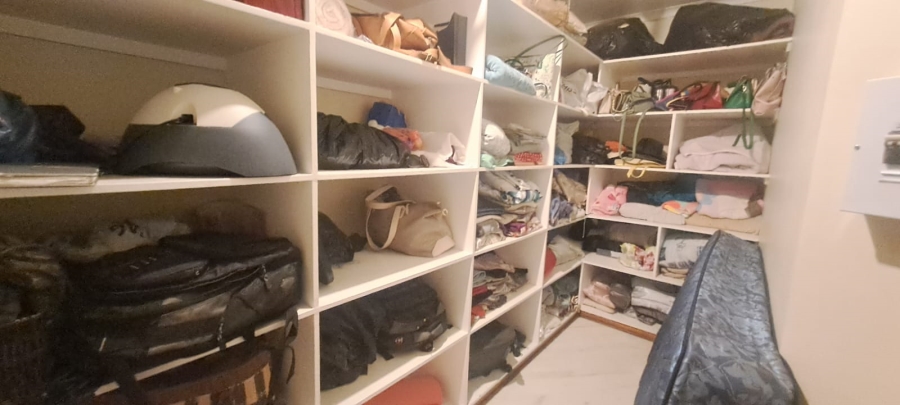 5 Bedroom Property for Sale in Sunward Park Gauteng