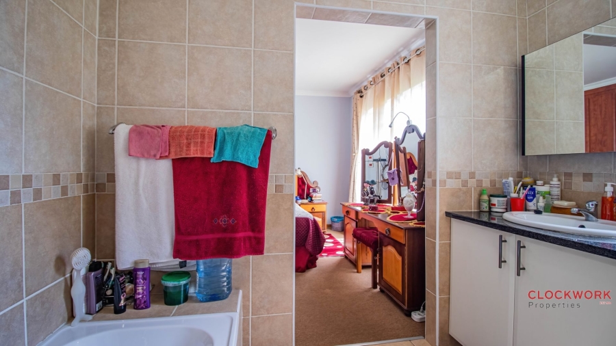 2 Bedroom Property for Sale in Norton Park Gauteng