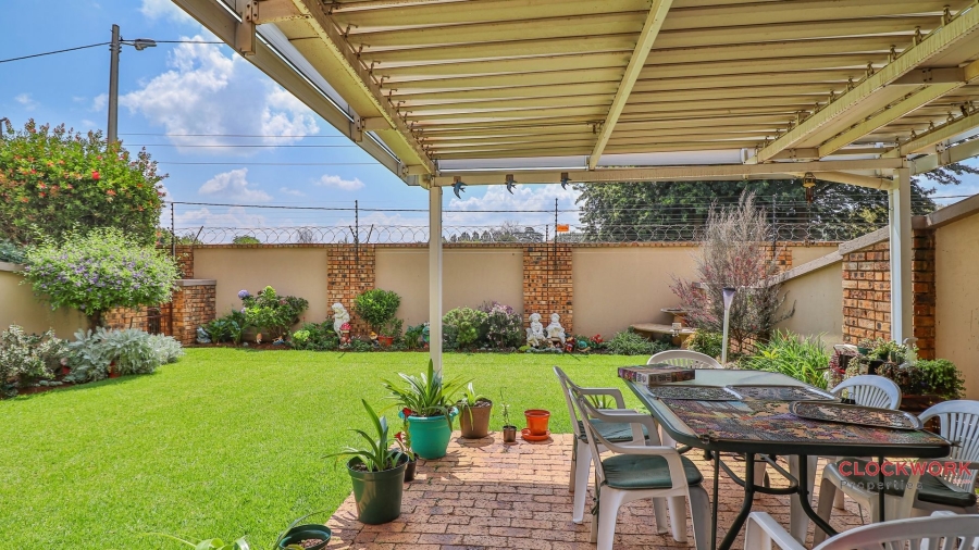 2 Bedroom Property for Sale in Norton Park Gauteng