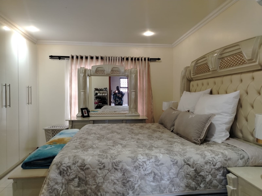 3 Bedroom Property for Sale in Wildtuinpark Gauteng