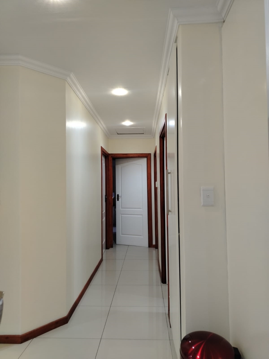 3 Bedroom Property for Sale in Wildtuinpark Gauteng