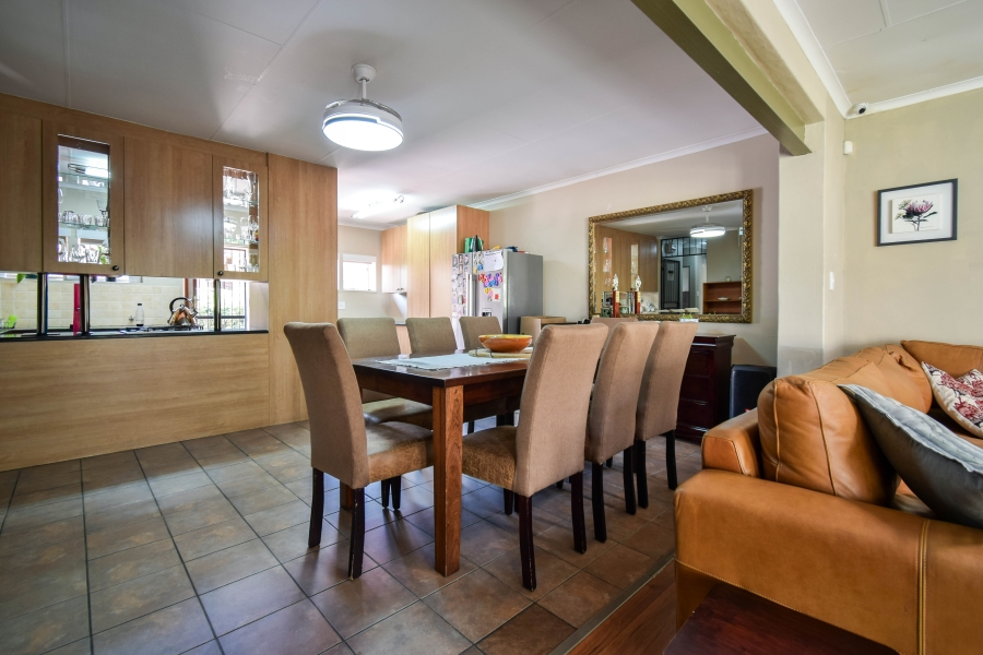 To Let 5 Bedroom Property for Rent in Garsfontein Gauteng