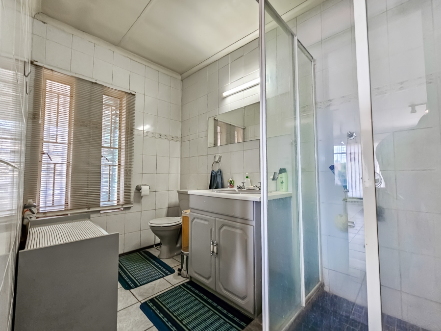 3 Bedroom Property for Sale in Garsfontein Gauteng