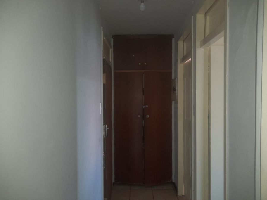 1 Bedroom Property for Sale in Berea Gauteng