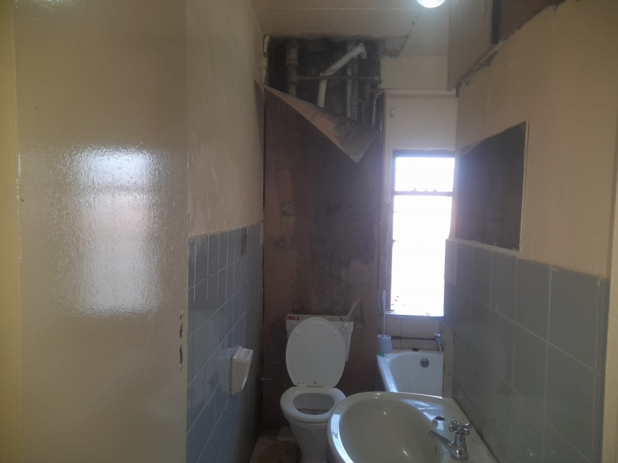 1 Bedroom Property for Sale in Berea Gauteng